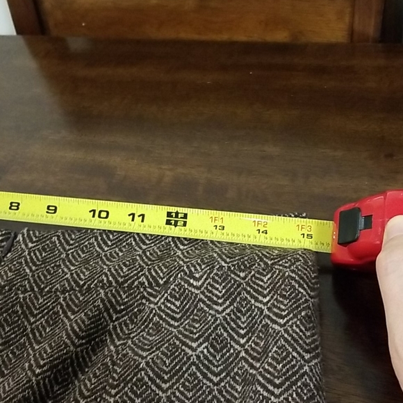 Gorgeous Nanette Lepore wool trumpet skirt sz 6 - Picture 8 of 9